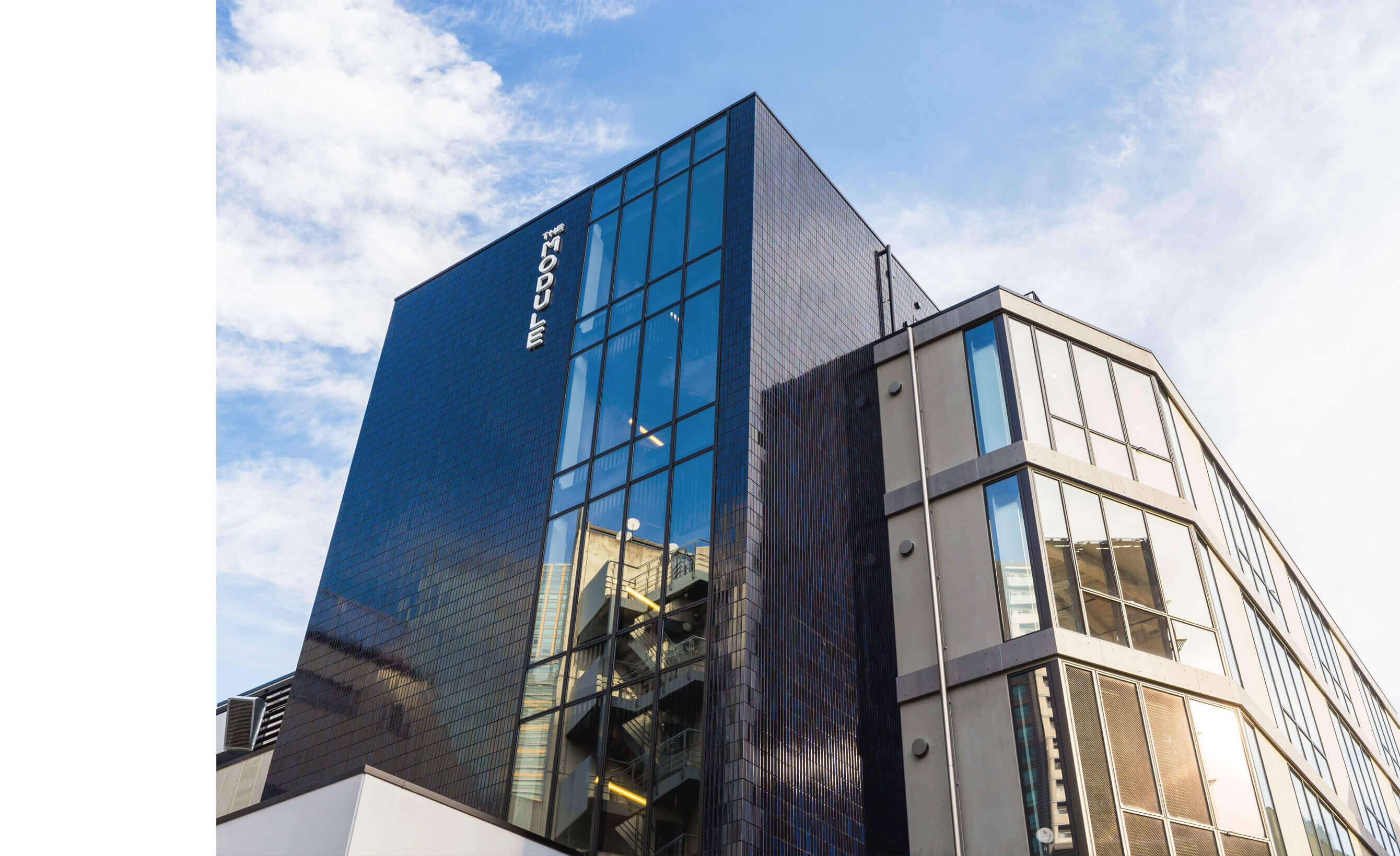THE MODULE roppongi 外観 正面